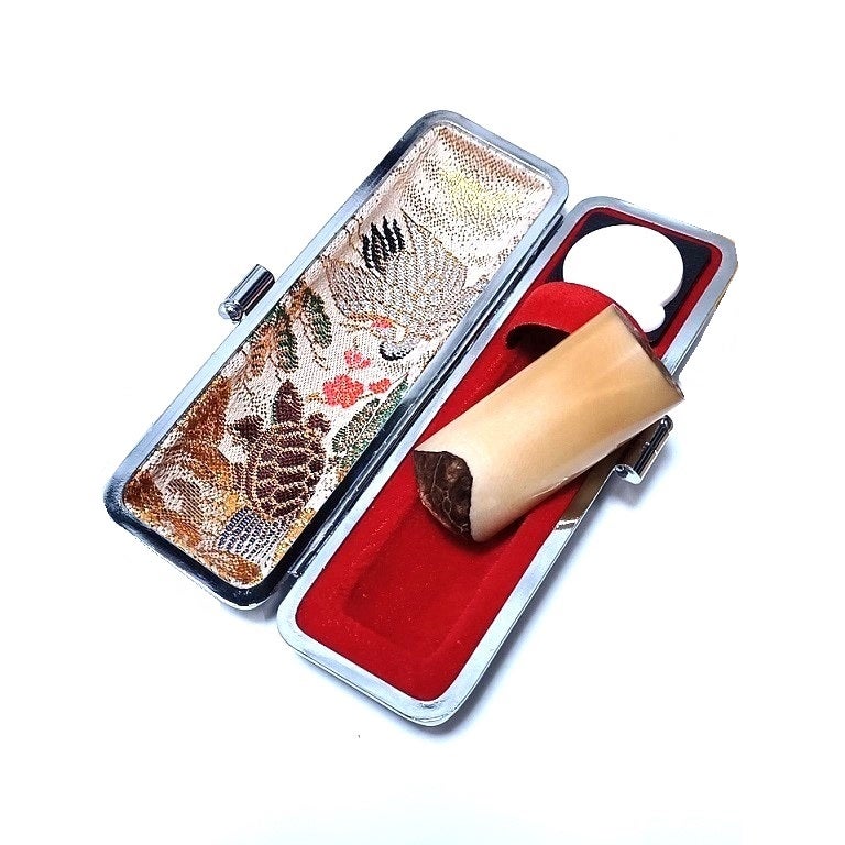 象牙椰子(18✕40mm)鮫田流 甲州手彫り印／売上金額の5％をアフリカ象の